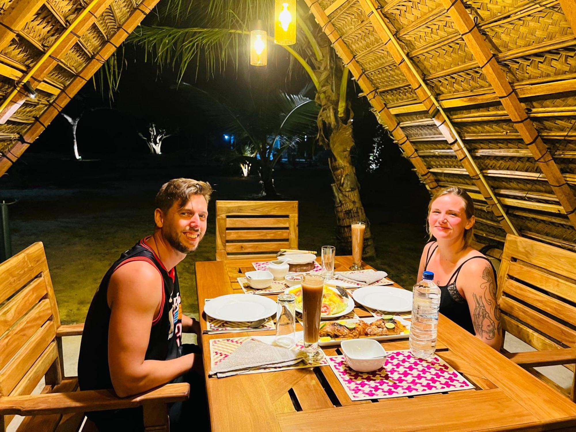 Kingfisher Beach Resort-Yala Kirinda  Eksteriør bilde