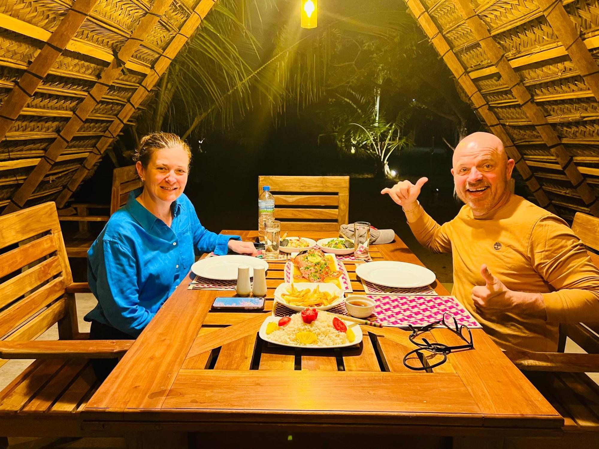Kingfisher Beach Resort-Yala Kirinda  Eksteriør bilde